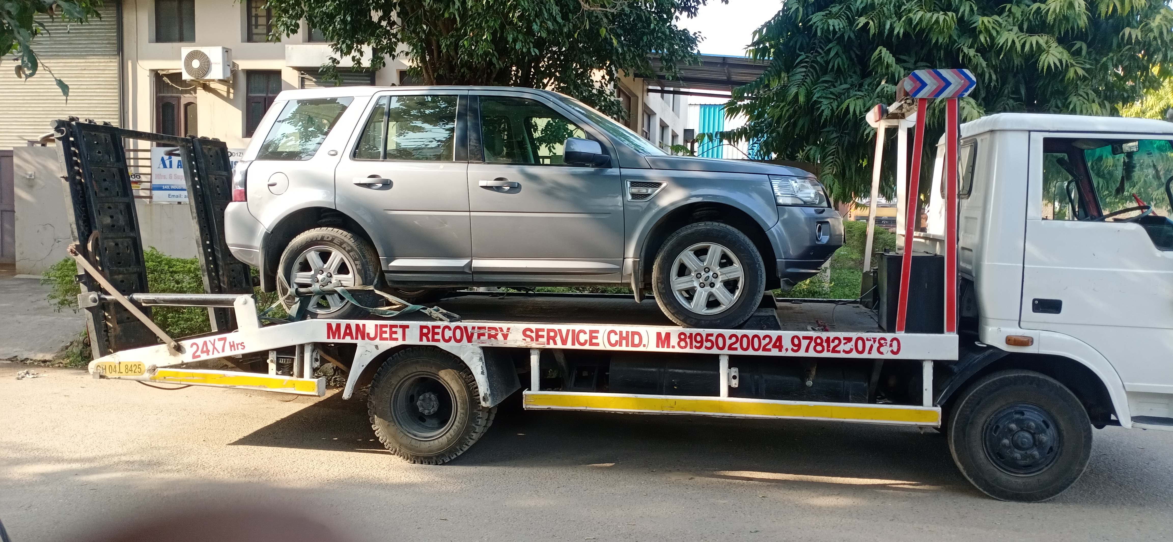 Car Towing Service In Derabassi  | Manjeet Towing Services | Best Car Towing Service In Derabassi, 7 Top Car Towing Service In Derabassi, 24 Hour Car Towing Service In Derabassi, Car Towing Service near me, Car Breakdown Service In Derabassi  - GL95923
